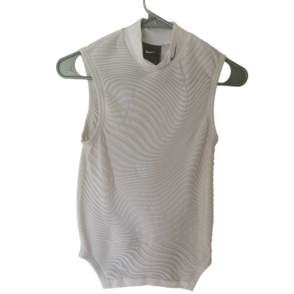 Women's NikeCity Ready Tight fit Stretchy Seamless Training Top Size XS 501